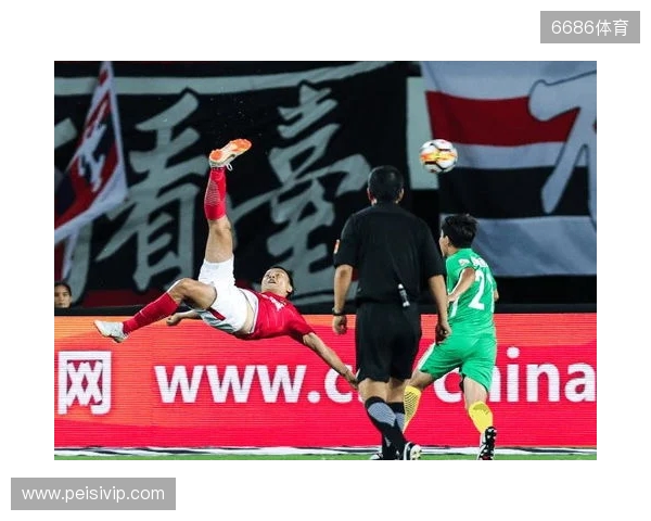 完美融入!廷伯:埃泽上演帽子戏法不是巧合,他很努力性格也很好 完美融入!廷伯:埃泽上演帽子戏法不是巧合,他很努力性格也很好